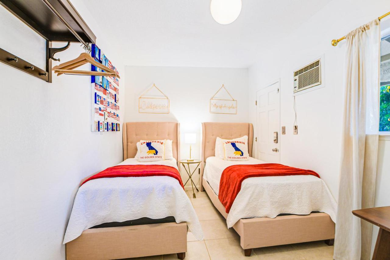 Desert Pool House: Sun, Swim, Sip & Stay Indio Εξωτερικό φωτογραφία